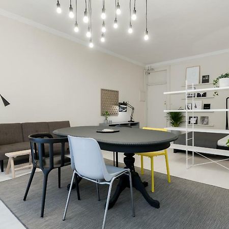 Baixa24 •P1L• Amplo Estudio Na Baixa Com Varanda Porto Eksteriør bilde