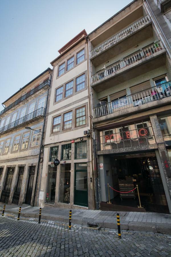 Baixa24 •P1L• Amplo Estudio Na Baixa Com Varanda Porto Eksteriør bilde